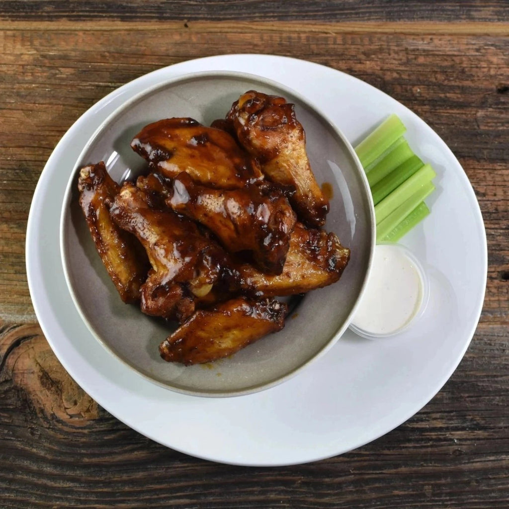 Jumbo Smoked Chicken Wings (8) + 1 Side (Ready at Noon)